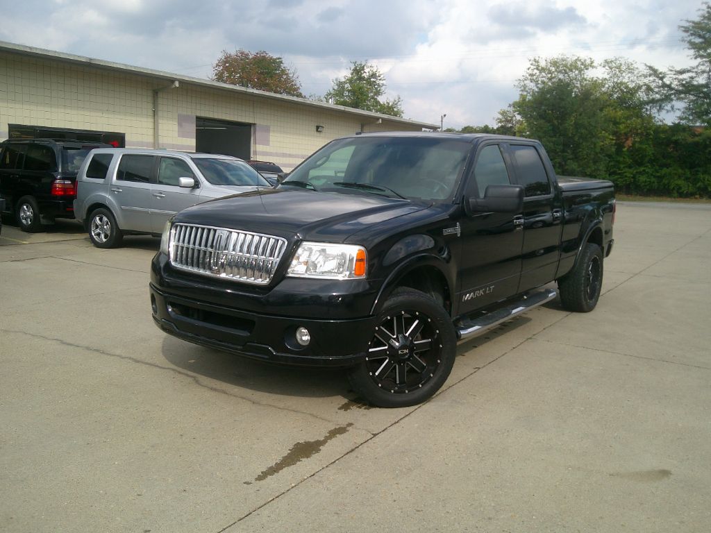 2007 Lincoln Mark LT