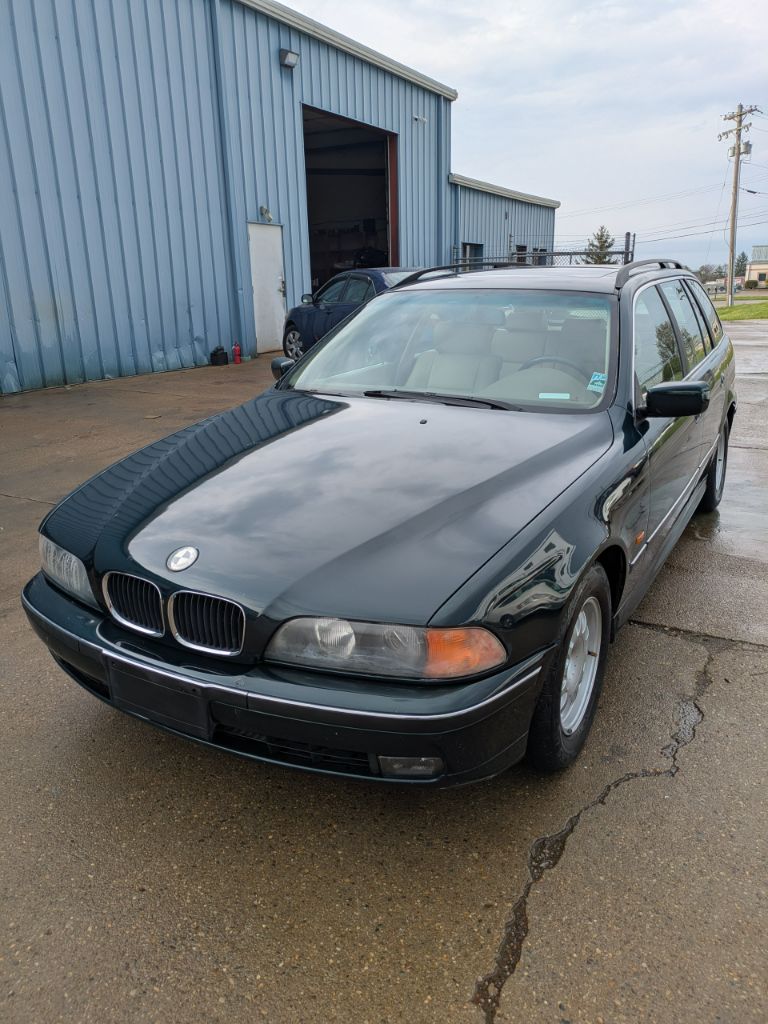 2000 BMW 5 Series 528iT