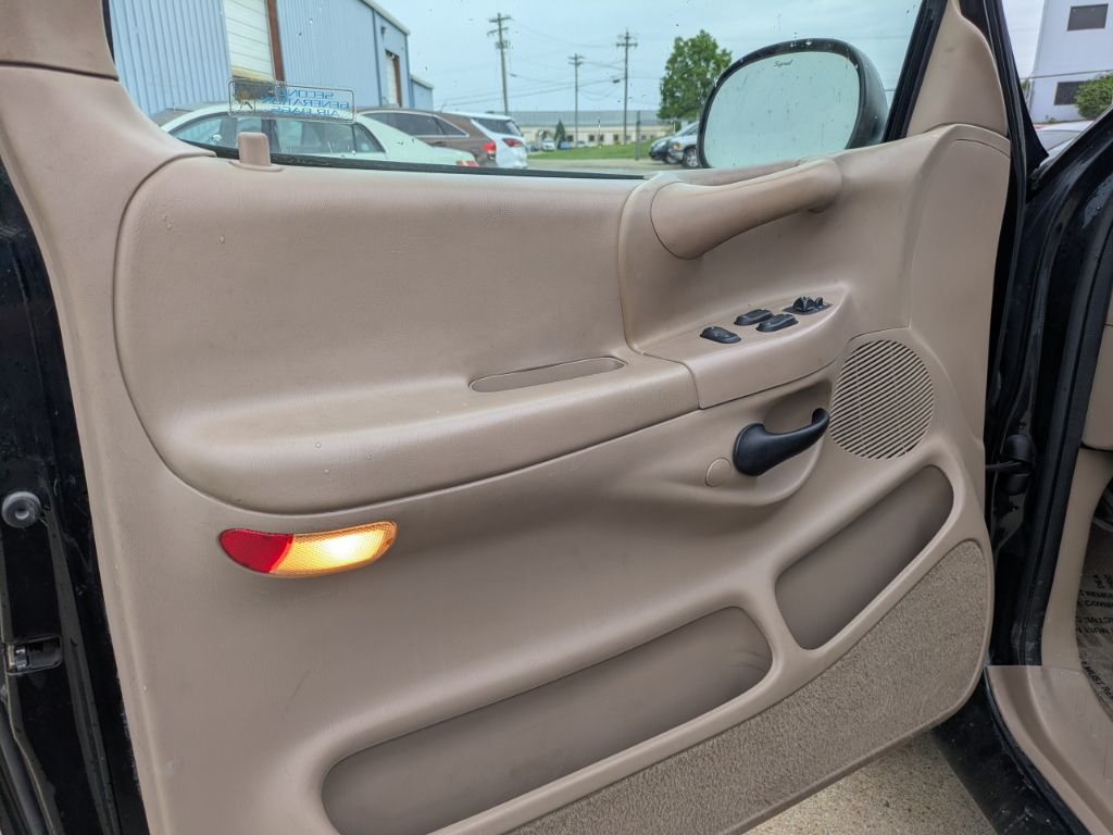 1998 Ford F-150 XLT - Photo 11