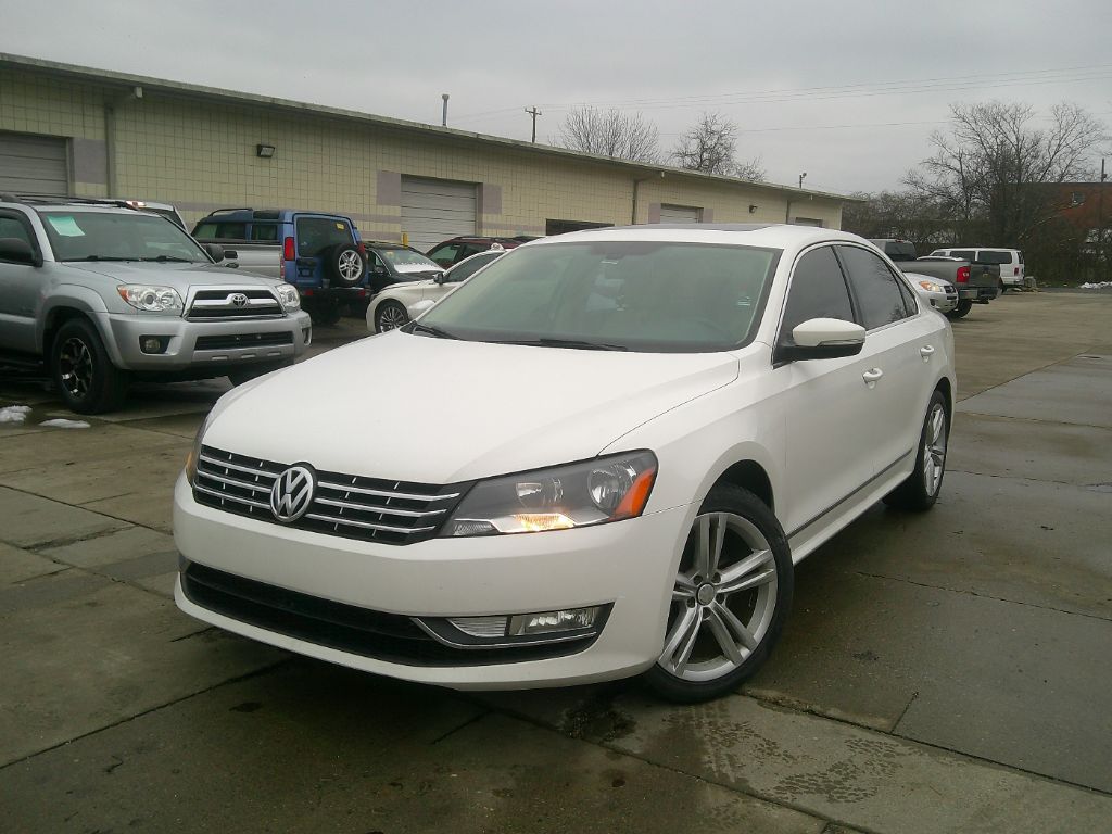 2013 Volkswagen Passat SE