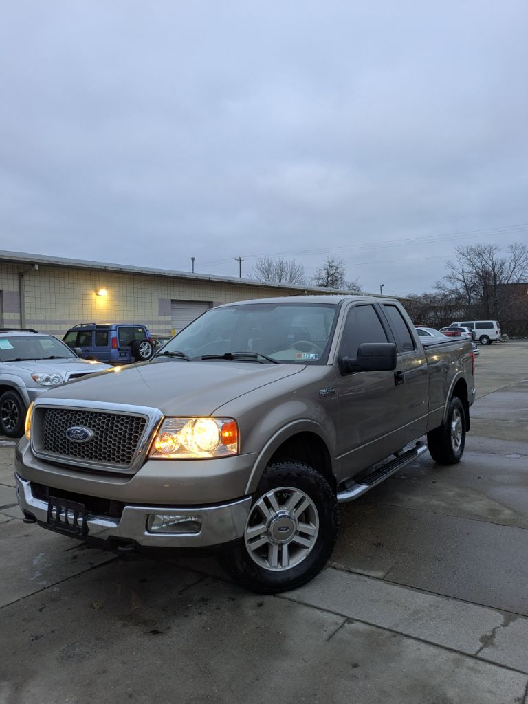2005 Ford F-150 Lariat's photo
