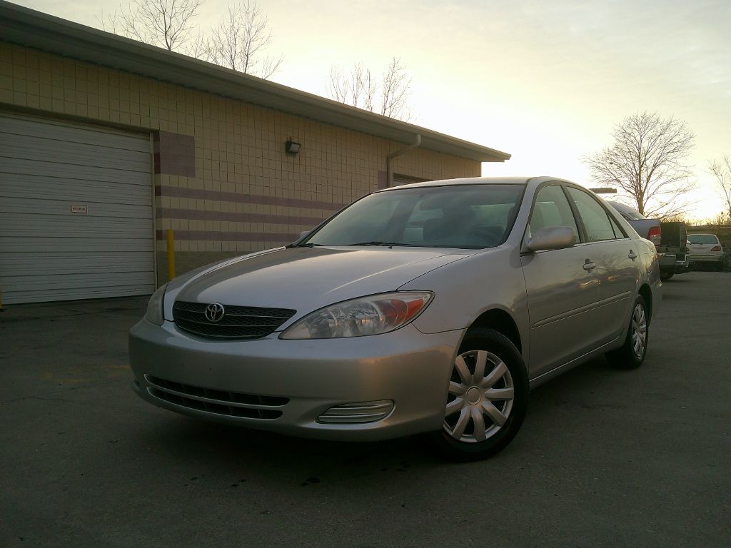 2002 Toyota Camry XLE's photo