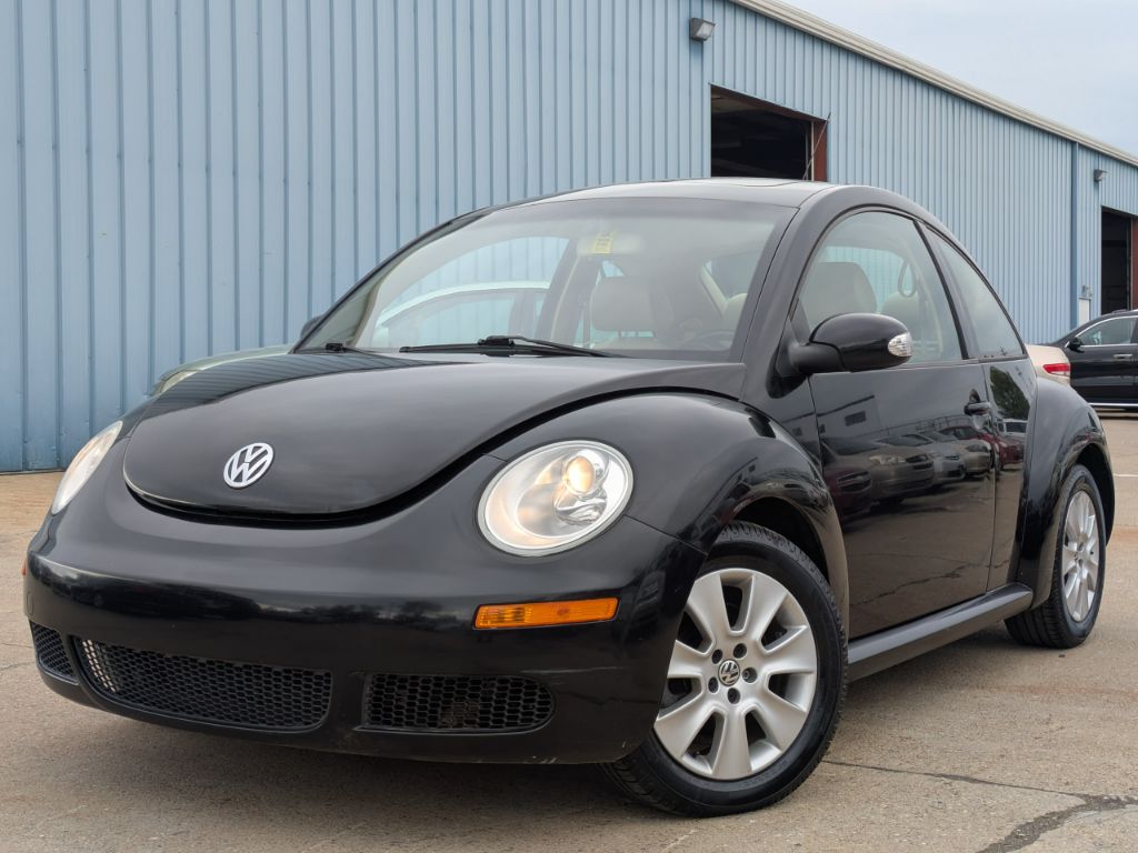 2009 Volkswagen Beetle 2.5's photo