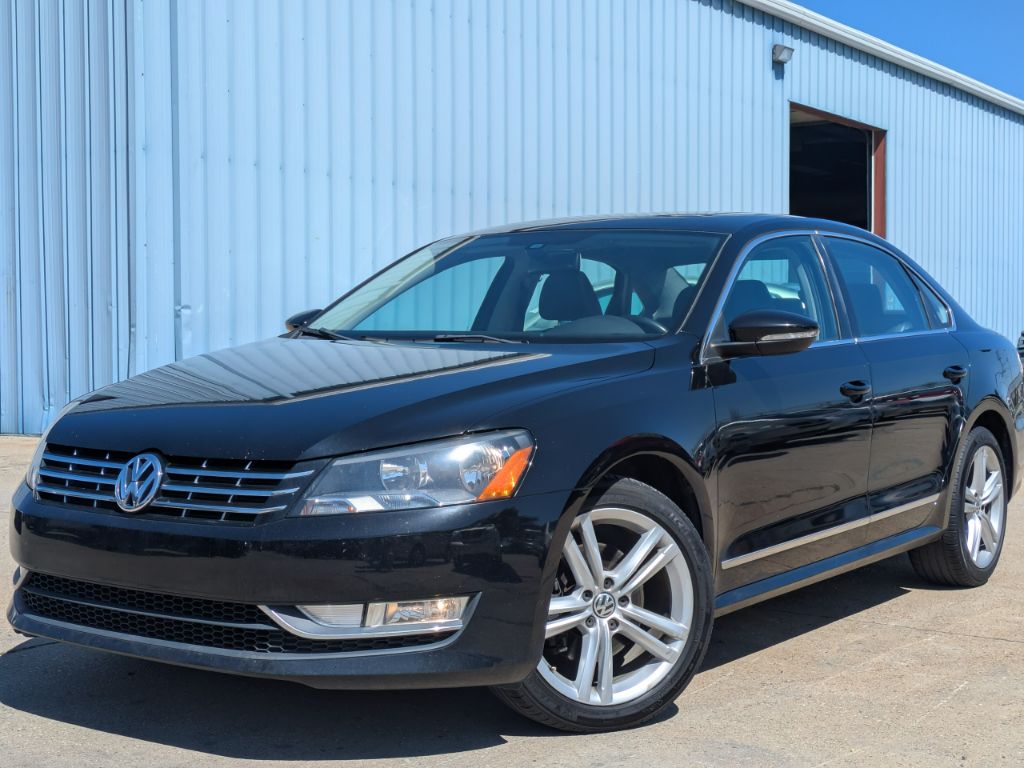 2012 Volkswagen Passat 2.0L SEL Premium TDI's photo