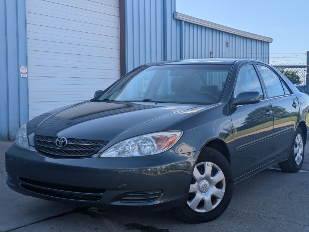 2004 Toyota Camry LE 4AT's photo